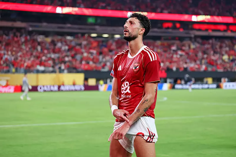 حياة وسام أبو علي في الأهلي: التحولات المثيرة قبل وبعد انضمامه للنادي